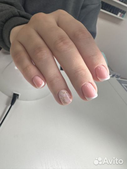 Маникюр