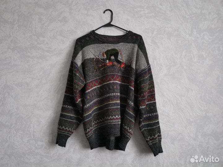 Винтажный свитер в стиле 90ых