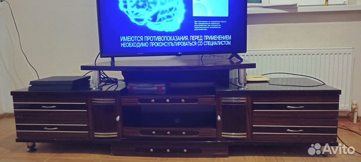 Тумба под телевизор