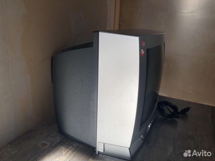 Телевизор JVC бу