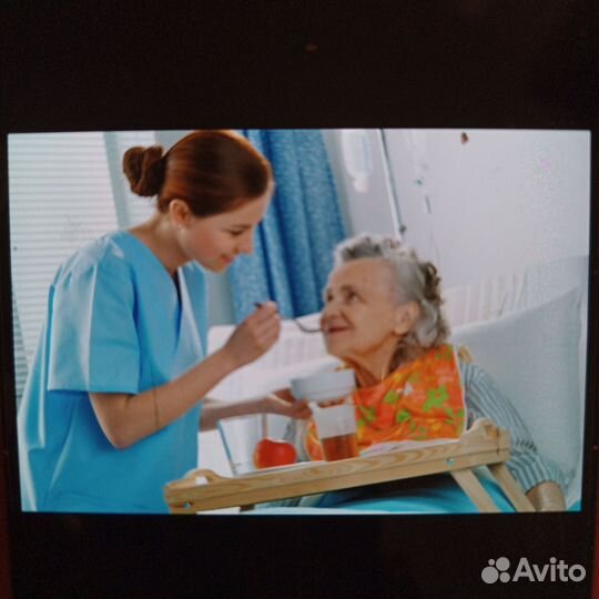 Сиделка с проживанием или без