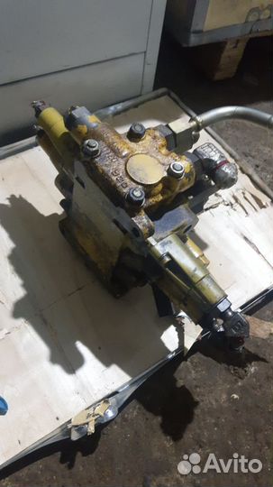 4-х секционный гидравлический распределитель