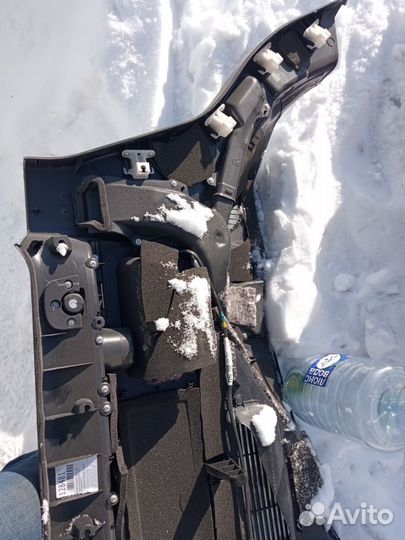 Обшивка багажника правая toyota land cruiser