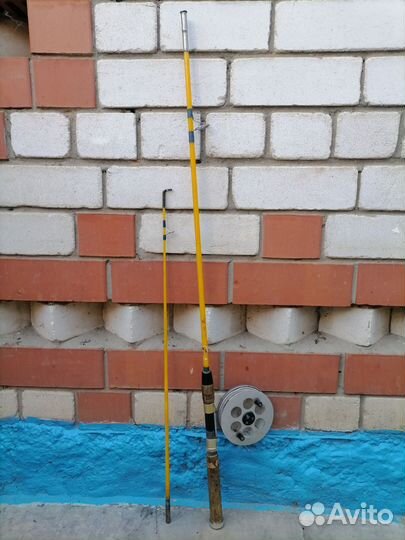 Спиннинг немецкий (ГДР) времён СССР с катушкой