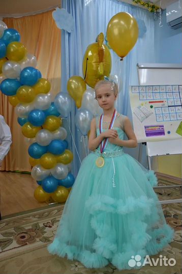 Продам платье на выпускной в детсад