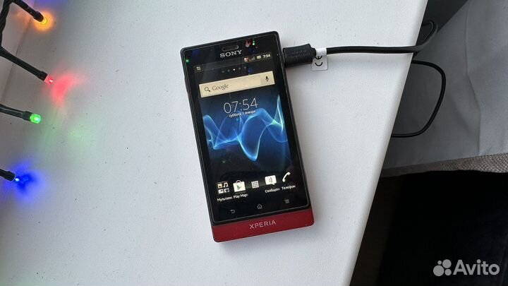 Телефон Sony Xperia Sola