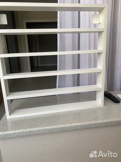 Полки стеллажи для гель лаков