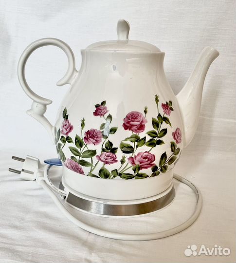 Сервиз чайный с электрическим чайником