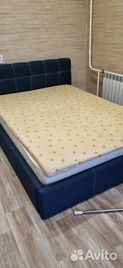 Матрас + матрас топпер 140х200 бу