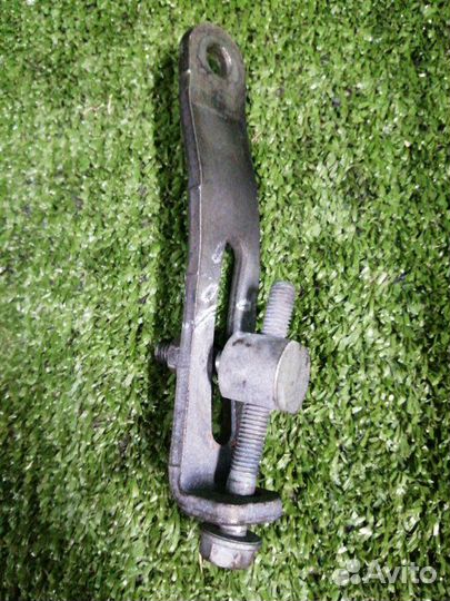 Натяжитель ремня генератора Mitsubishi Lancer 10