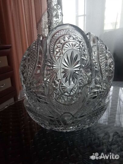 Набор хрустальных салатниц