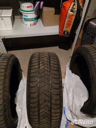 Pirelli Winter Sottozero 3 225/45 R18