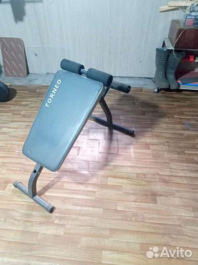 Скамья для жима со стойками и штангой бу