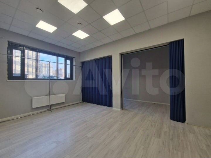 Помещение в аренду под стрит ритейл, 325 м²