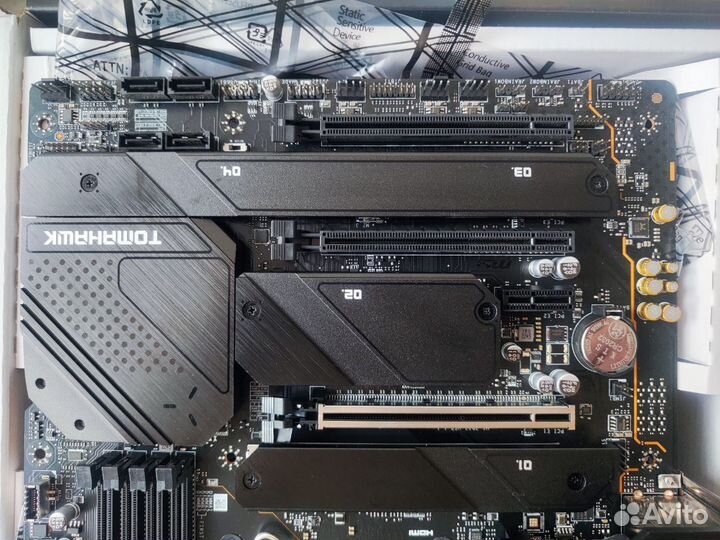 Материнская плата MSI MAG Z690 Tomahawk Wi-Fi DDR4