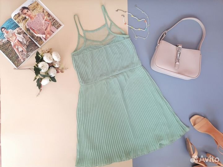 Летнее платье Stradivarius 40-42