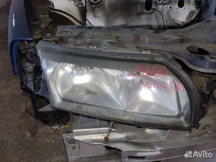 Фара правая Volvo S80 седан 2.8 T6 B6284T 272Л.С