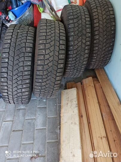 Viatti Brina Nordico V-522 205/60 R16 92T