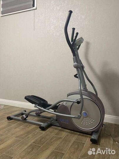 Эллиптический тренажер