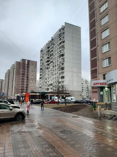 Кофе с собой, табак, Торговая площадь, 10 м²