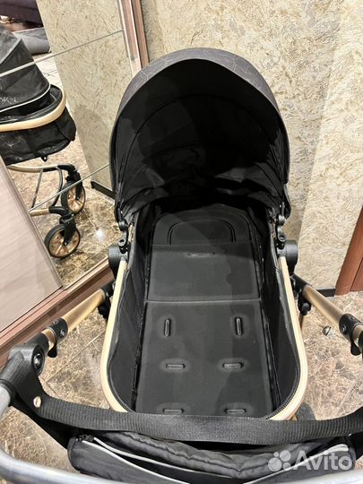 Продаю коляску для малышей