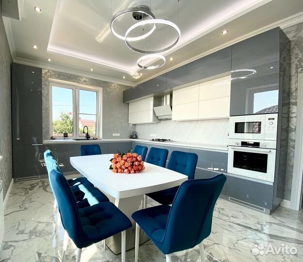 Кухня под потолок из мдф на заказ