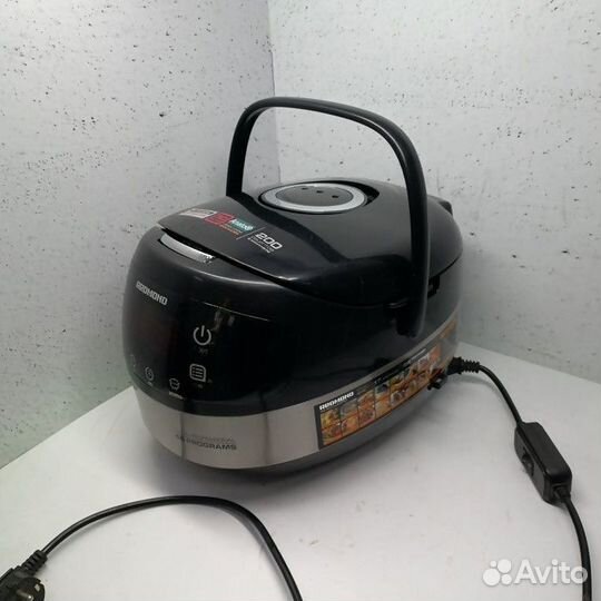 Мультиварка Redmond RMC-M90 (6122)