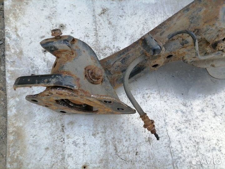 Рычаг подвески продольный задний левый Nissan