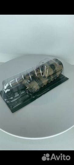 Модель немецкой самоходки PZH 2000. 1/72