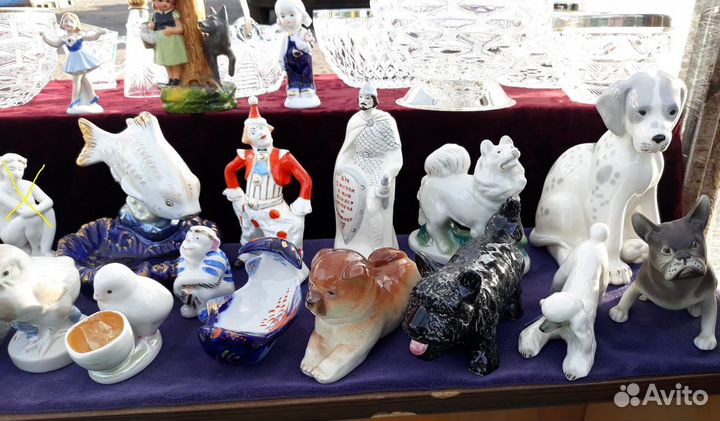 Фигурка старинная красная шапочка гипс и другие