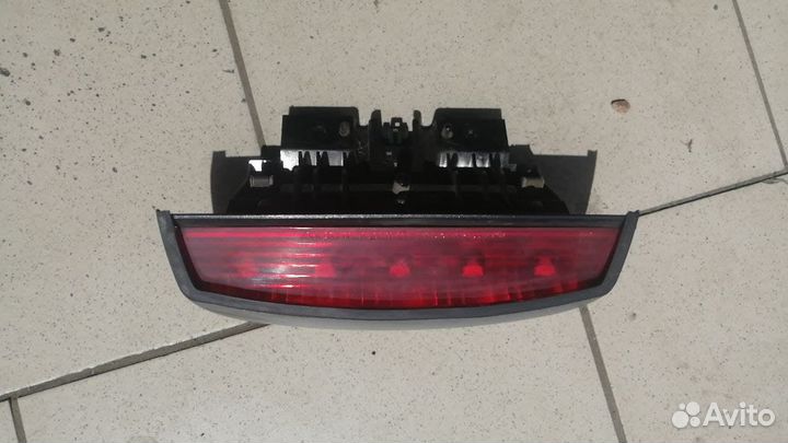 Дополнительный стоп сигнал kia rio 1