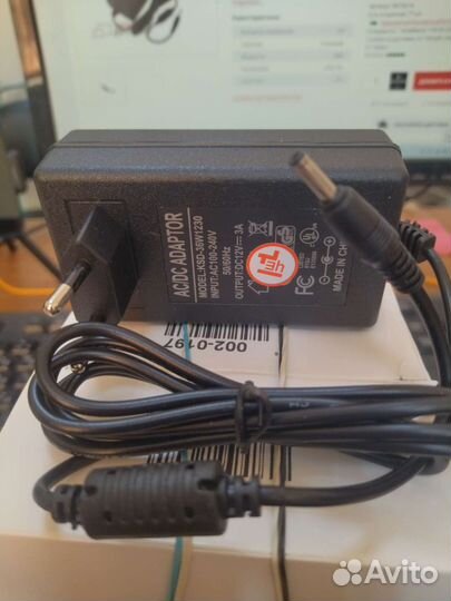 Блок питания для ноутбуков 12v 3a 3.5X1.35мм