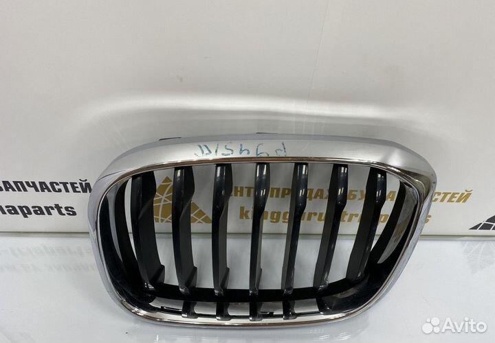 Решетка радиатора левая BMW X3 G01 OEM 51137464921
