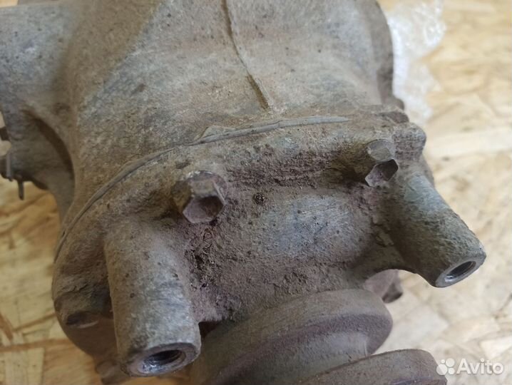 Редуктор задний Suzuki Liana 4WD