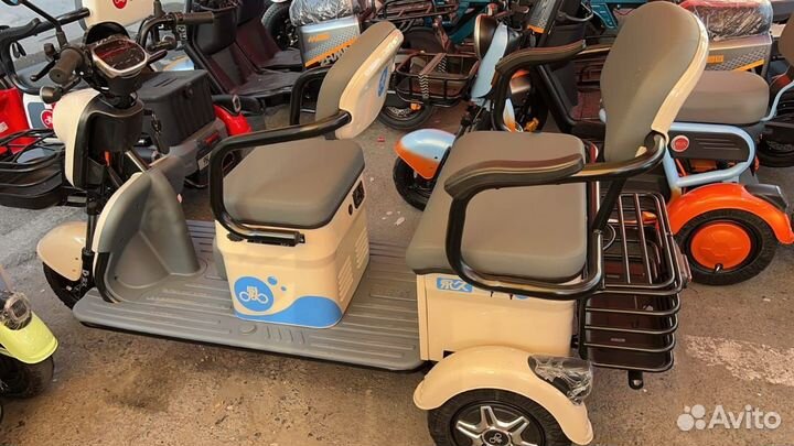 Электрический трицикл