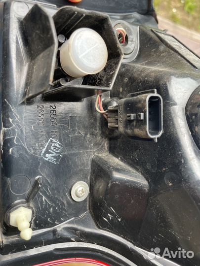 Фонарь задний левый Nissan qashqai j11