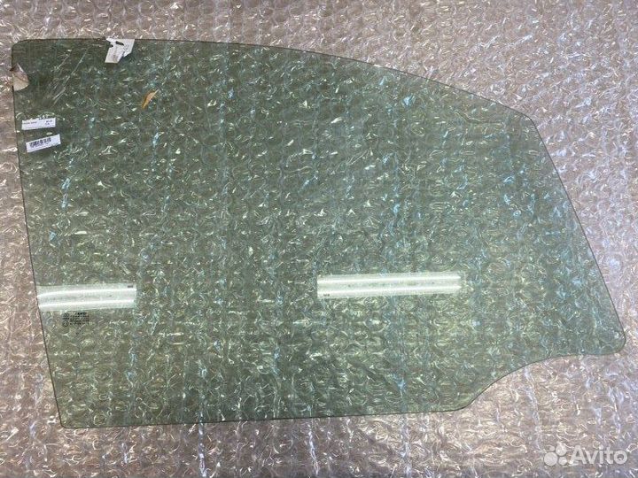 Стекло двери переднее правое Opel Zafira 1999-2005