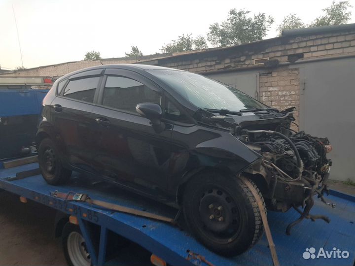 Ford fiesta mk6 1.4 крыло переднее правое