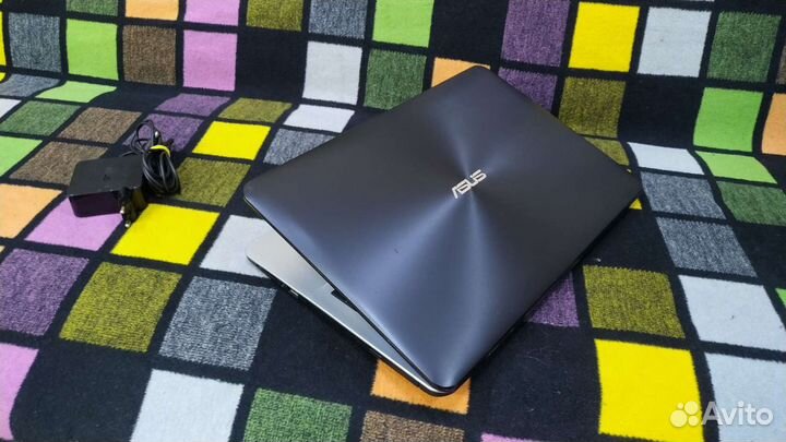 Ноутбук Asus X555LN