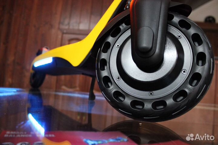 Электросамокат Joyor A3