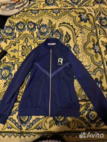 Спортивная кофта reebok