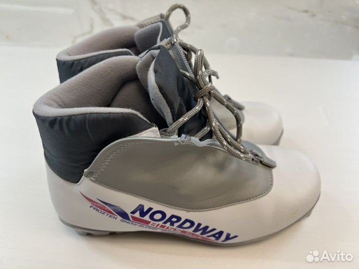 Лыжные ботинки Nordway 37.5 размер