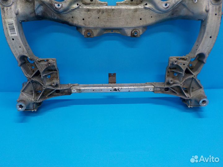 Подрамник двигателя BMW 5-серия F10/F11 2009-2016