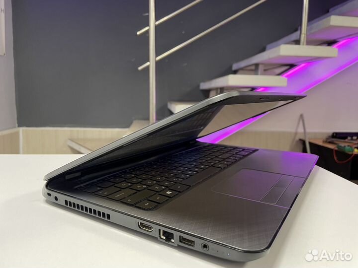Шустрый Hp i3 / ssd / 820m