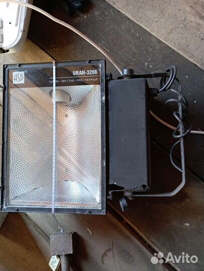 Фонарь уличный на столб