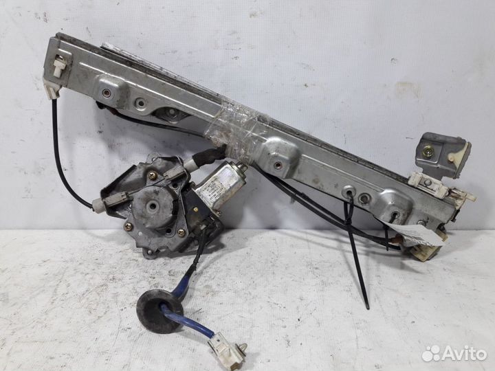 Стеклоподъемник передний правый Nissan Teana J31