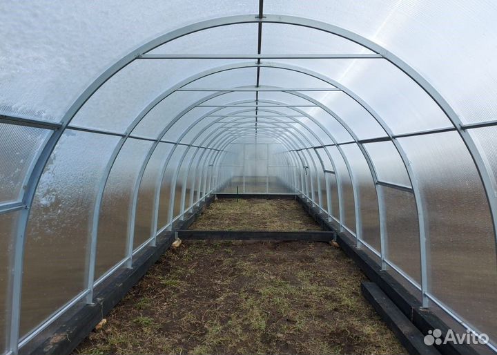 Теплица Крепыш