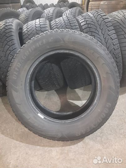 Goodyear UltraGrip Ice 2 205/65 R15