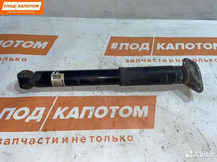 Стойка амортизатора задняя Volvo S60 2011