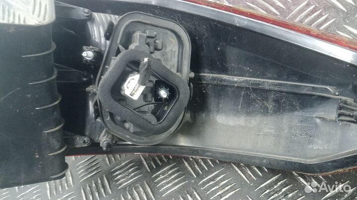 Фонарь Ford C-Max (2003-2010)